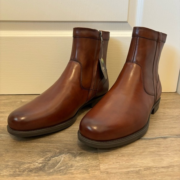Florsheim Men's Midtown Plain Toe Boot Cognac Brown Leather Size 10.5 Wide NIB - Picture 2 of 12